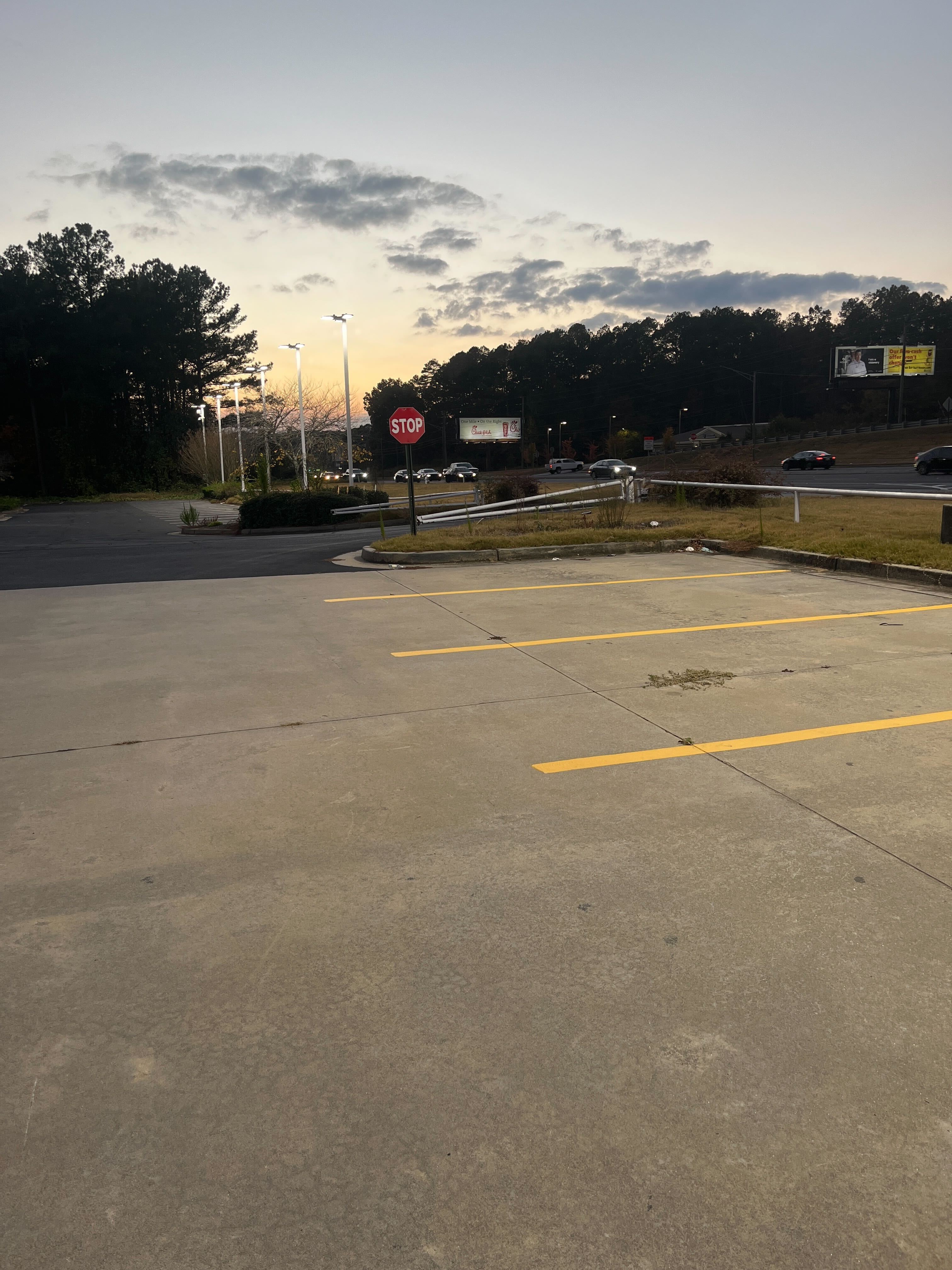 StomeMountainParking1.jpg